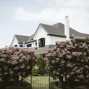 St Bed & Breakfast