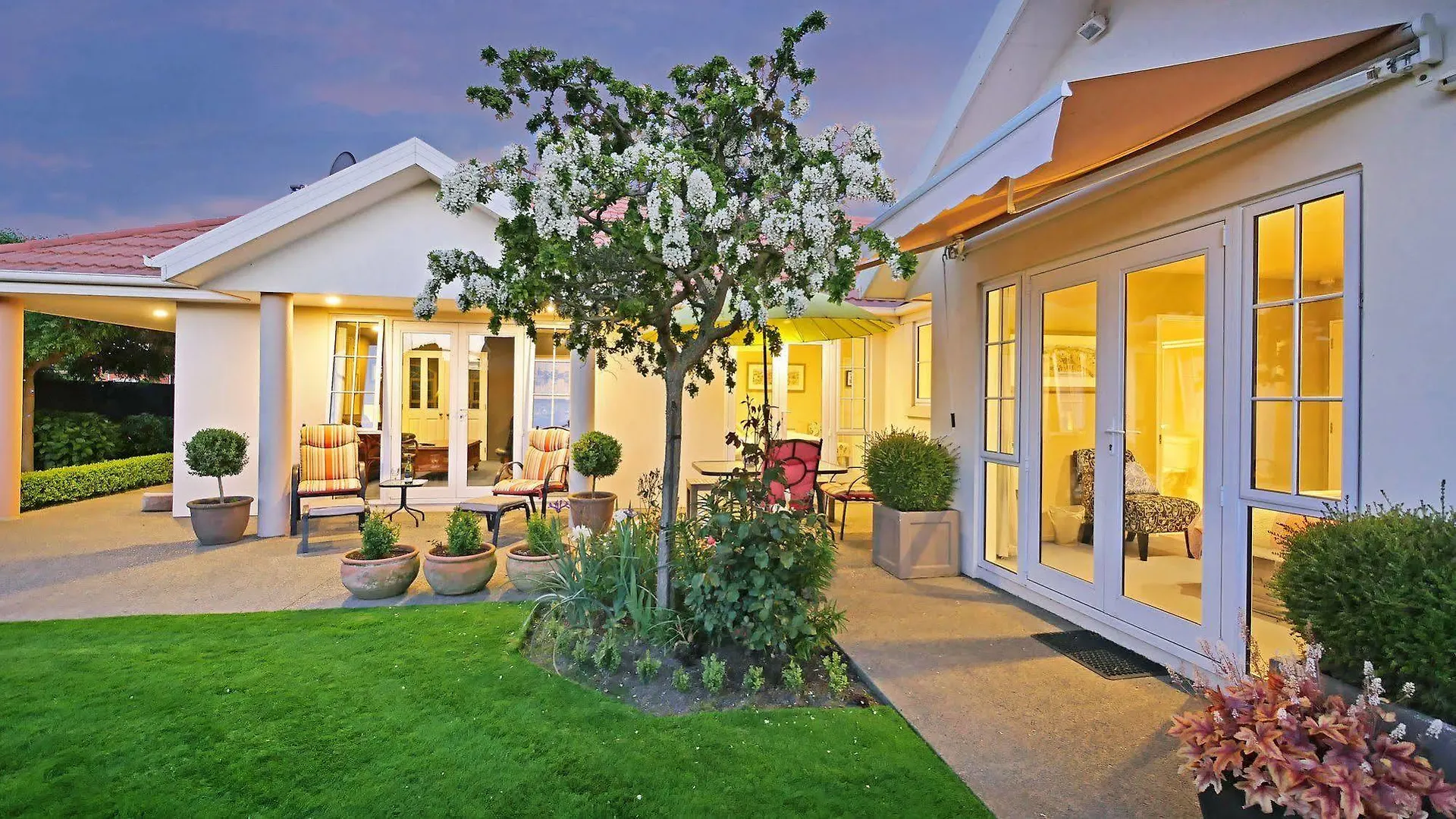 Olive House Bed And Breakfast Christchurch